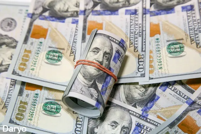O‘zbekistondagi ayrim tijorat banklarida dollar kursi 10 670 so‘mga qadar ko‘tarildi