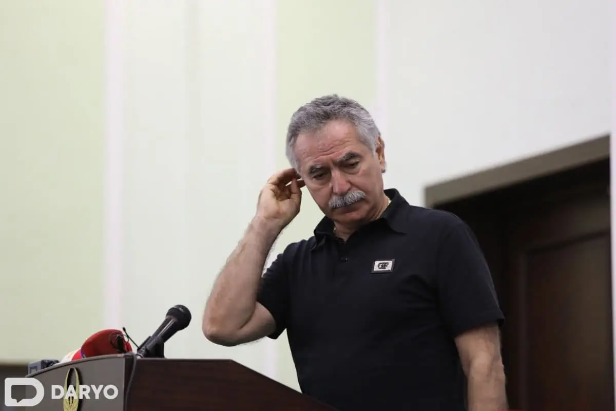 Rasman: Vadim Abramov O‘zbekiston milliy terma jamoasi bosh murabbiyligidan ketdi