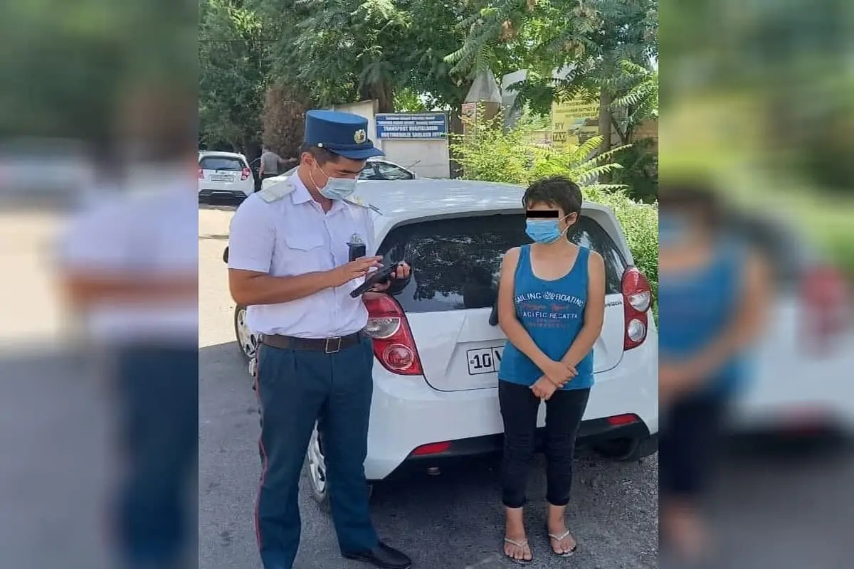 Chirchiqda harakatlanish vaqtida Spark’dan tanasini chiqargan qiz topildi va u jarimaga tortildi