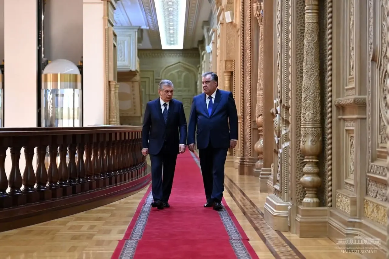 Shavkat Mirziyoyev Dushanbeda Emomali Rahmon bilan uchrashuv o‘tkazdi
