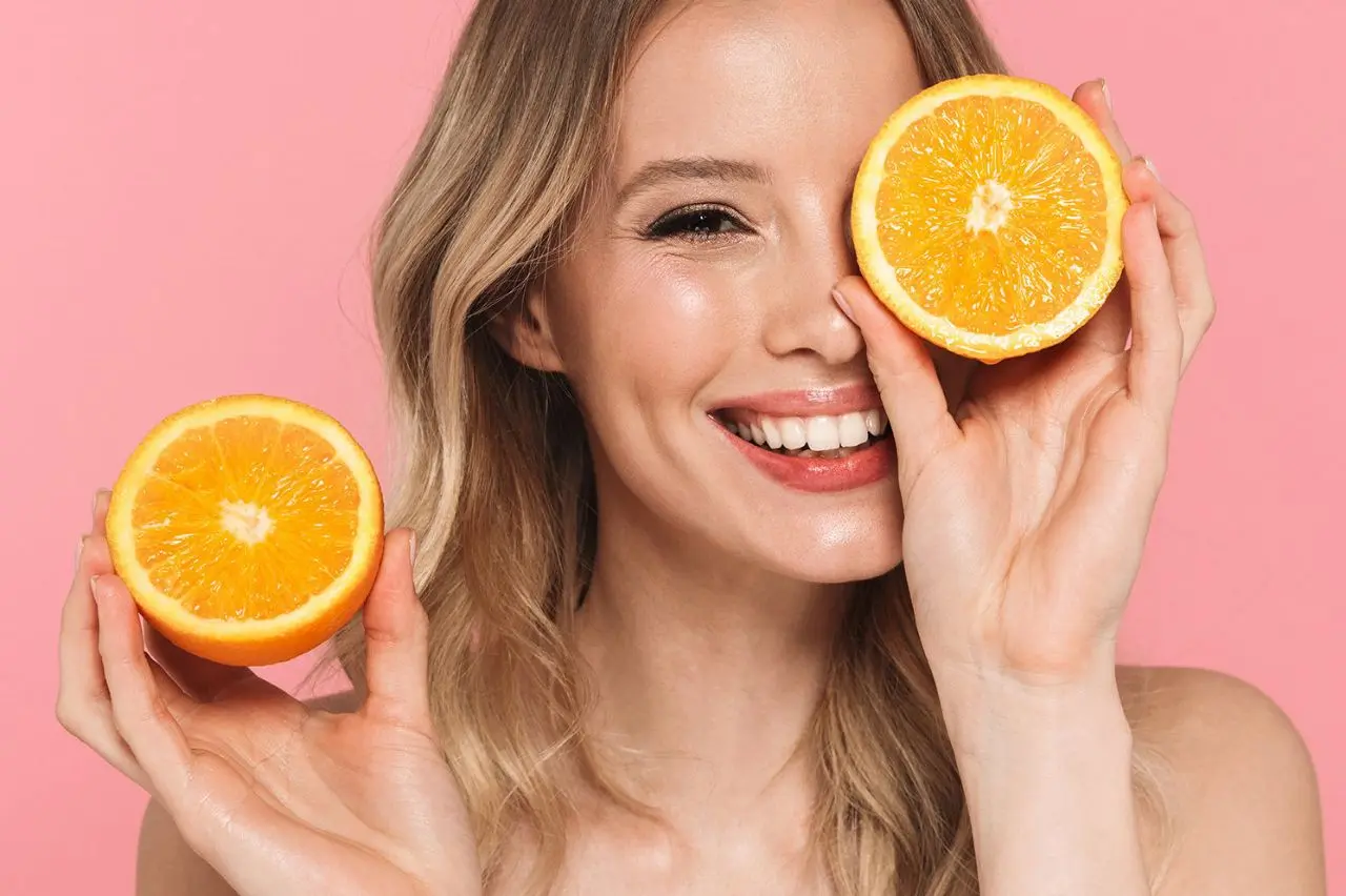 Faqat immunitet emas: C vitamini qarishga qarshi qanday yordam beradi