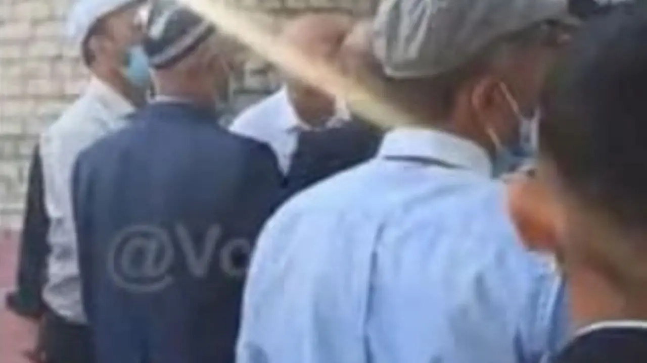 So‘x tumanida maktab direktori qo‘shni maktab o‘qituvchilari bilan o‘quvchi talashib janjallashdi