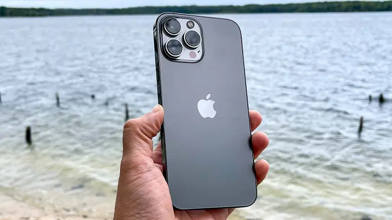 iPhone 13 Pro Max’ning quvvati uch kungacha yetadi. Yangi test natijalari e’lon qilindi