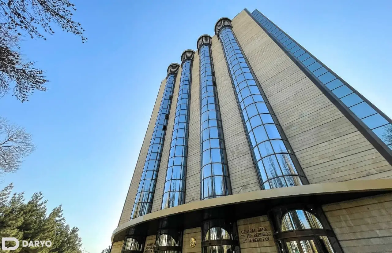 Markaziy bank dollarning o‘zbek so‘miga nisbatan yangi qiymatini e’lon qildi