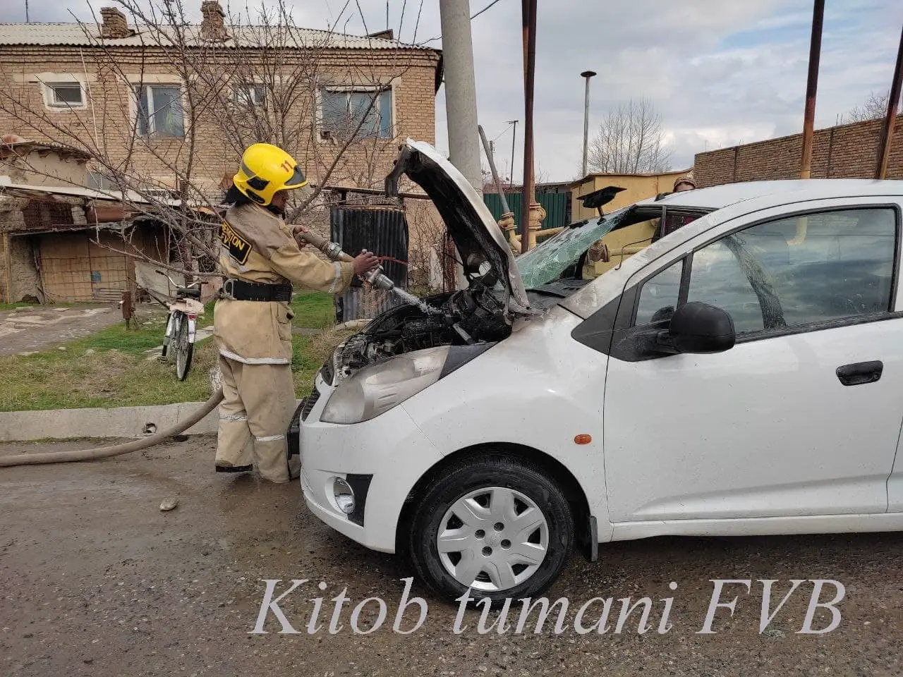 Qashqadaryoda harakatlanib ketayotgan Spark’ning motori yonib ketdi