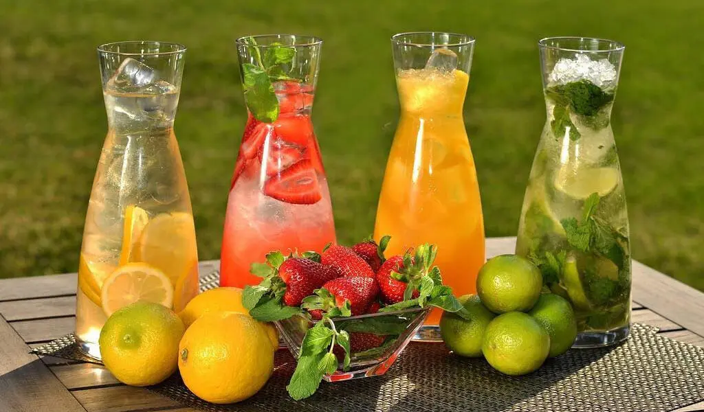 Jaziramada ayni muddao: Salqinbaxsh limonad tayyorlashning 3 xil retsepti