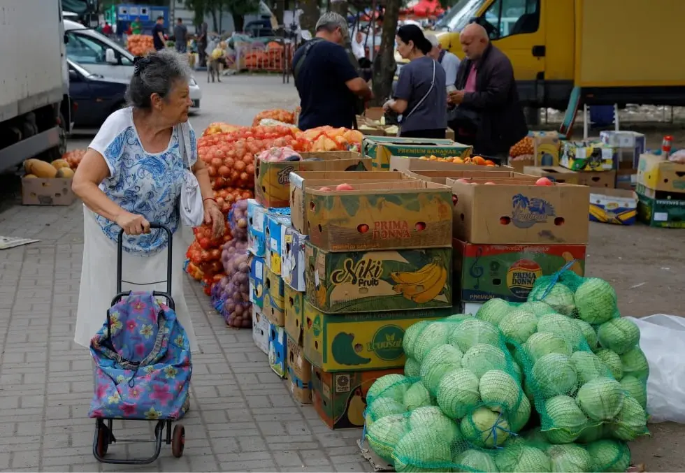 Xalqaro valyuta fondi 2023-yilda global YIM prognozini pasaytiradi