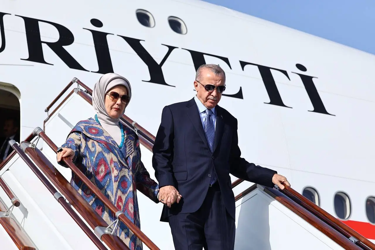 Rajab Toyyib Erdo‘g‘on Samarqandga yetib keldi