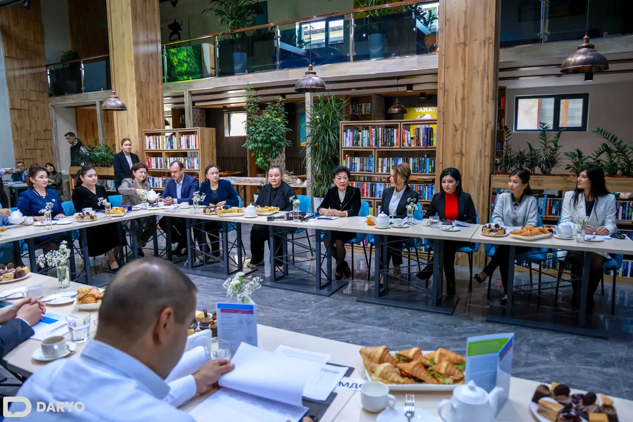 Maktabgacha ta’lim vazirligi jurnalistlar bilan noan’anaviy uchrashuvda butunjahon xalqaro konferensiya ambassadorini tanishtirdi