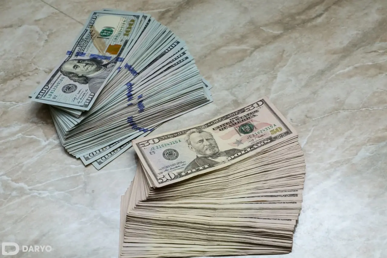 US dollar rises to new peak against UZS