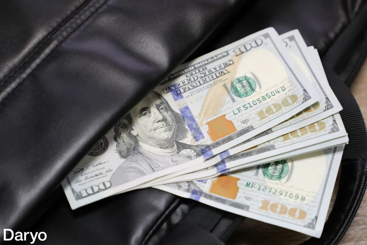 Dunyoning har ikkinchi aholisi dollar o‘z yetakchiligini yo‘qotishini kutmoqda