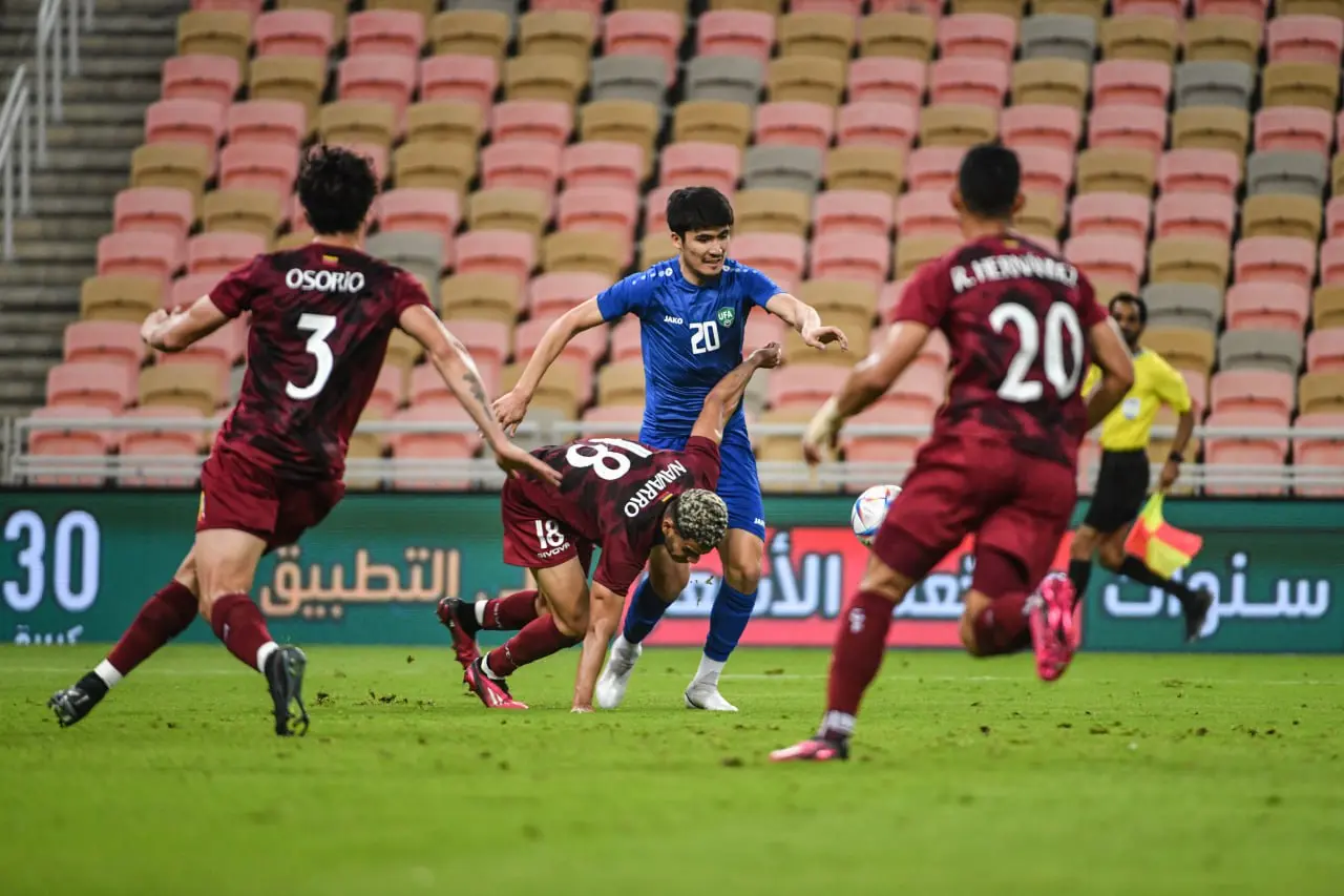 Uzbekistan National play draw with Venezuela in friendly football match