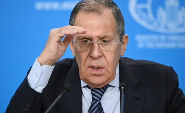 AQSH rossiyalik jurnalistlarga BMT Xavfsizlik kengashiga borish uchun viza bermadi. Lavrov bunga munosabat bildirdi