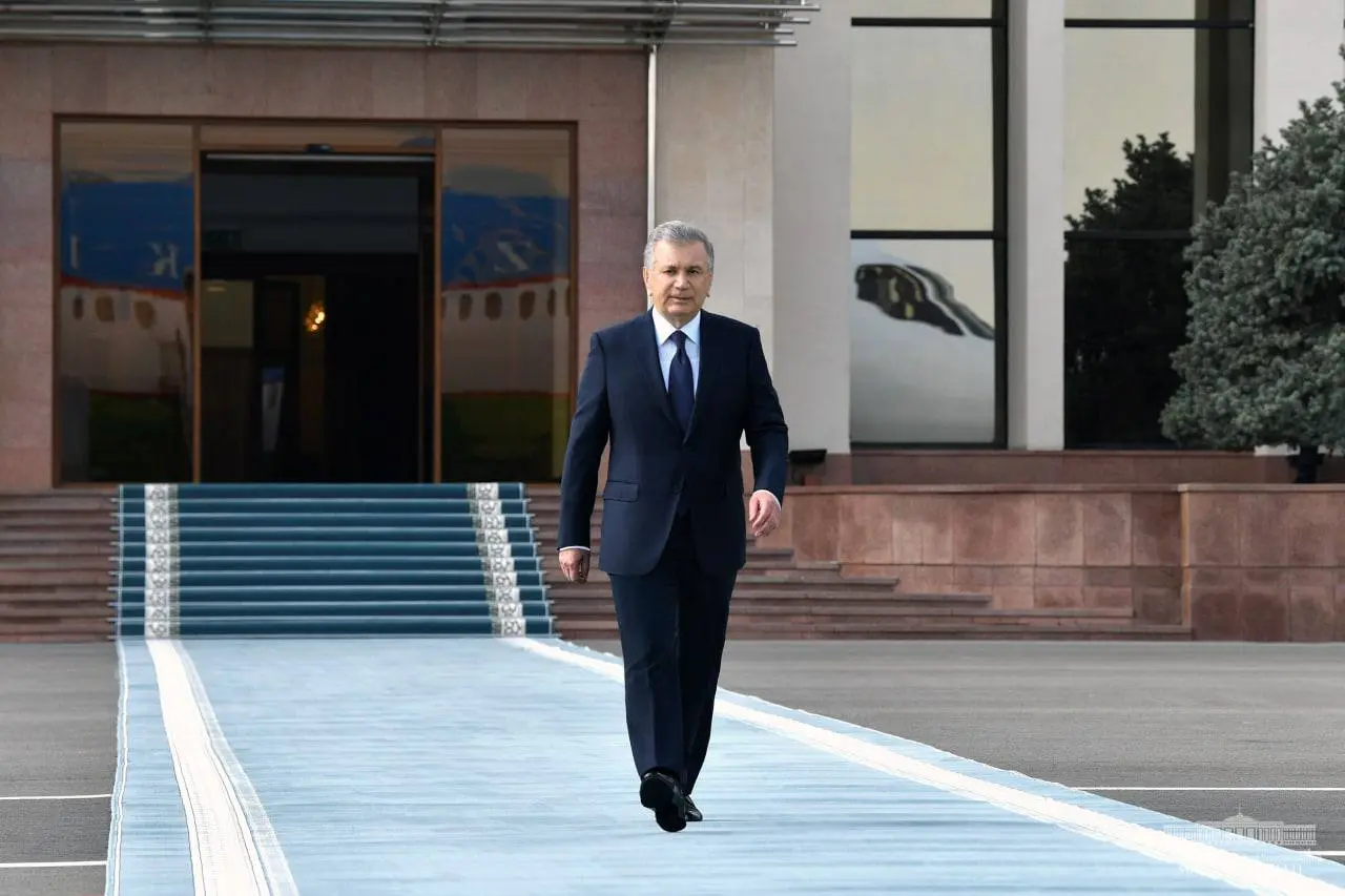 Shavkat Mirziyoyev amaliy tashrif bilan Qirg‘izistonga jo‘nab ketdi