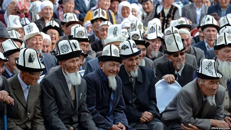  В Кыргызстане могут создать суды аксакалов