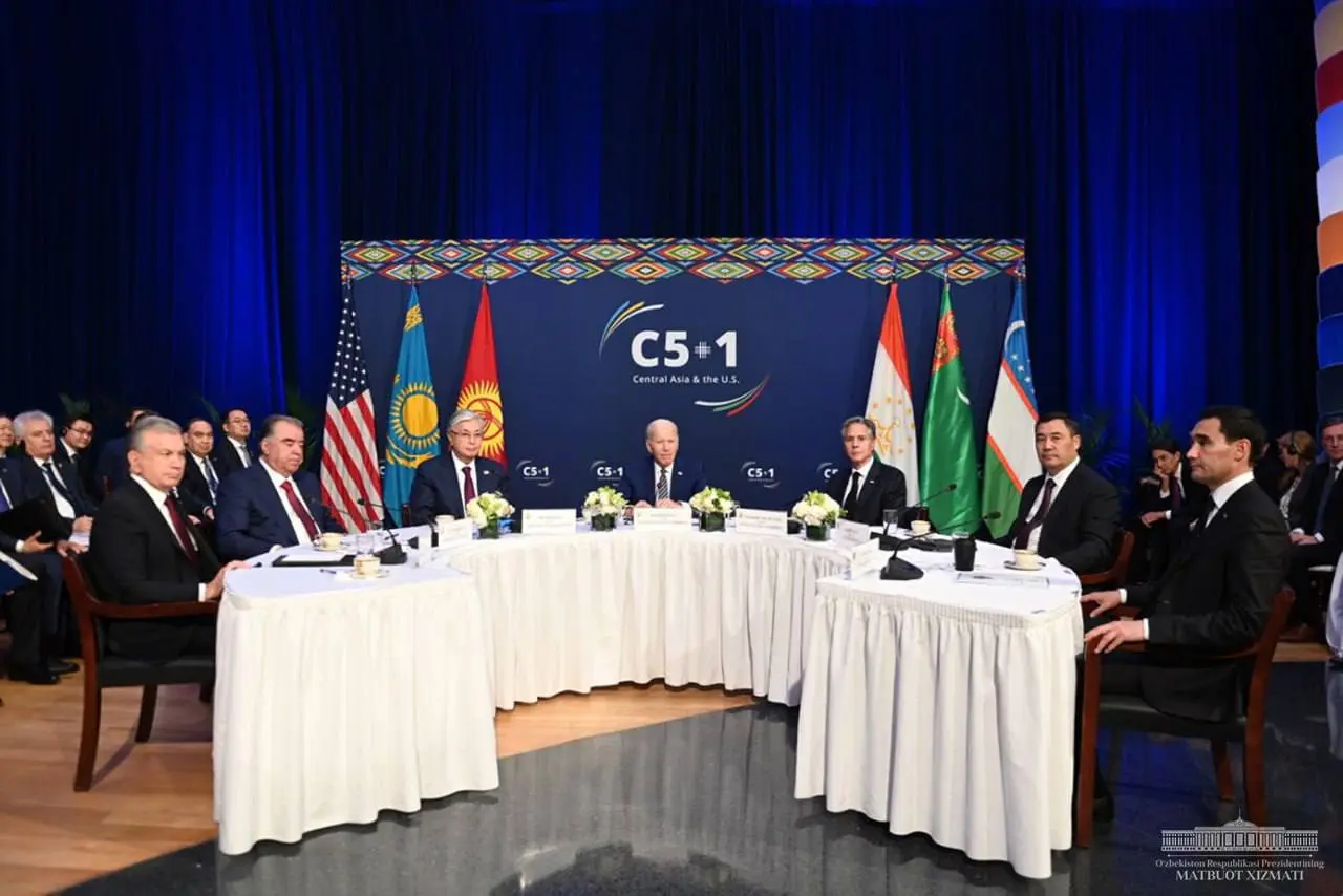 Shavkat Mirziyoyev Nyu-Yorkda “C5+1” formatidagi birinchi sammitda ishtirok etdi