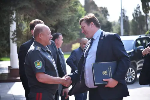 UK Armed Forces Minister strengthens defense ties with Uzbekistan in high-level visit