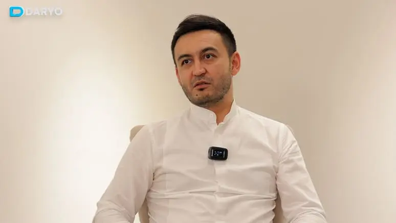 “Тақволи бўлсангиз, Луиза Расуловани нимага кузатяпсиз?”. Даврон Кабулов Instagram’даги негативчиларга мурожаат қилди (видео)