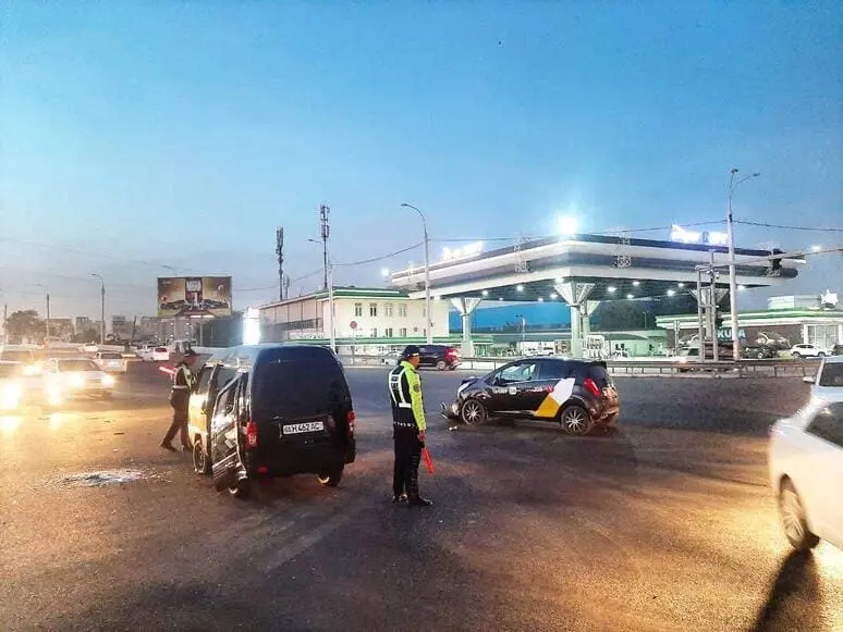 Toshkentda sodir bo‘lgan YTH oqibatida haydovchi va yo‘lovchi jarohatlandi 