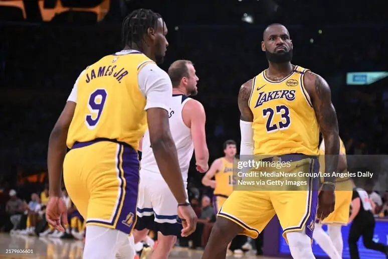 Basketbol tarixida ilk bor ota va o‘g‘il birgalikda bahslarda qatnashdi
