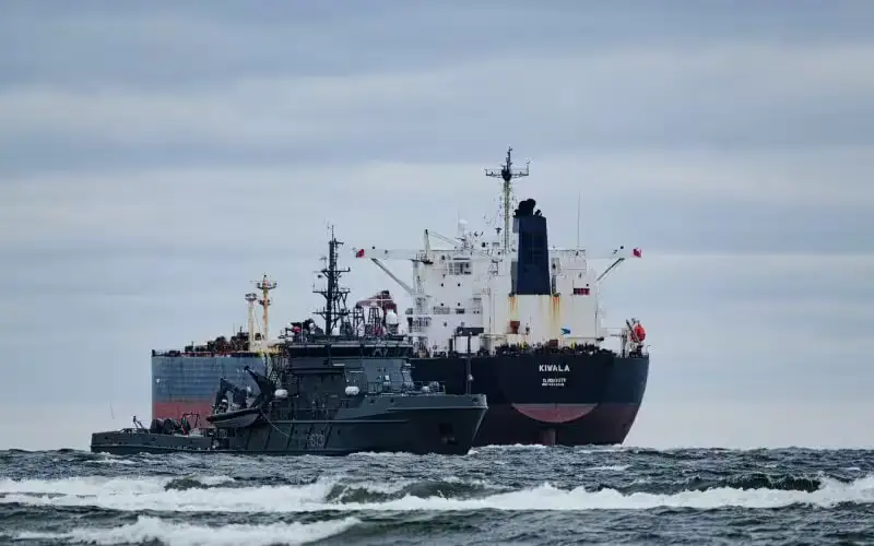 Estoniya Rossiya “soya floti”ga tegishli tankerni hibsga oldi 