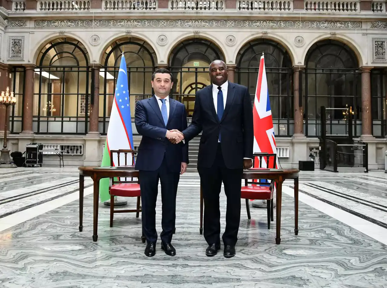 O‘zbekiston va Buyuk Britaniya hamkorlik dasturi imzolandi 