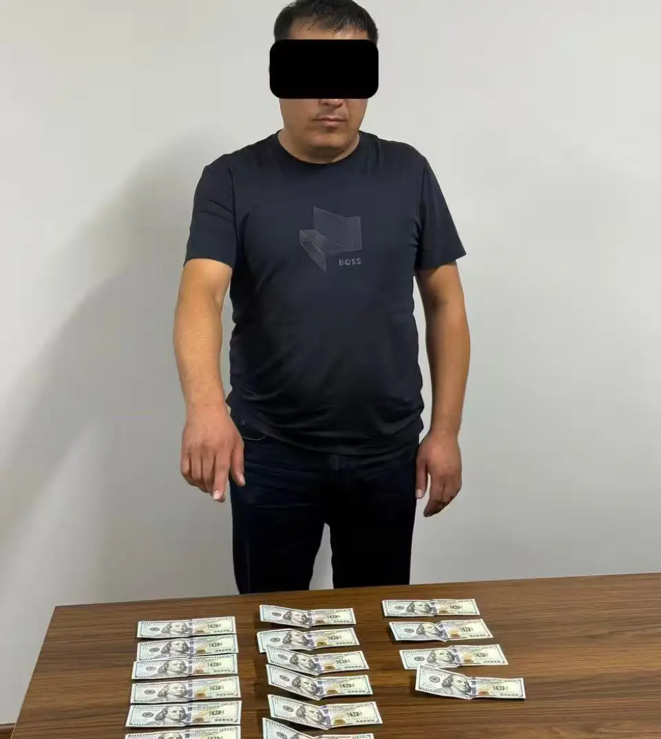 Сотрудник БПИ задержан при получении взятки в 2000 долларов