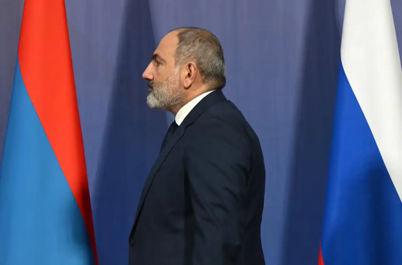 Armaniston KXSHTdan butunlay chiqish bilan tahdid qildi
