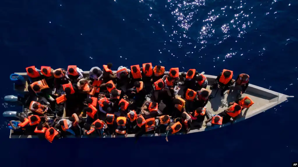 Yamanda migrantlar qayig‘i ag‘darilib ketdi: 60 dan ortiq afrikalik halok bo‘ldi