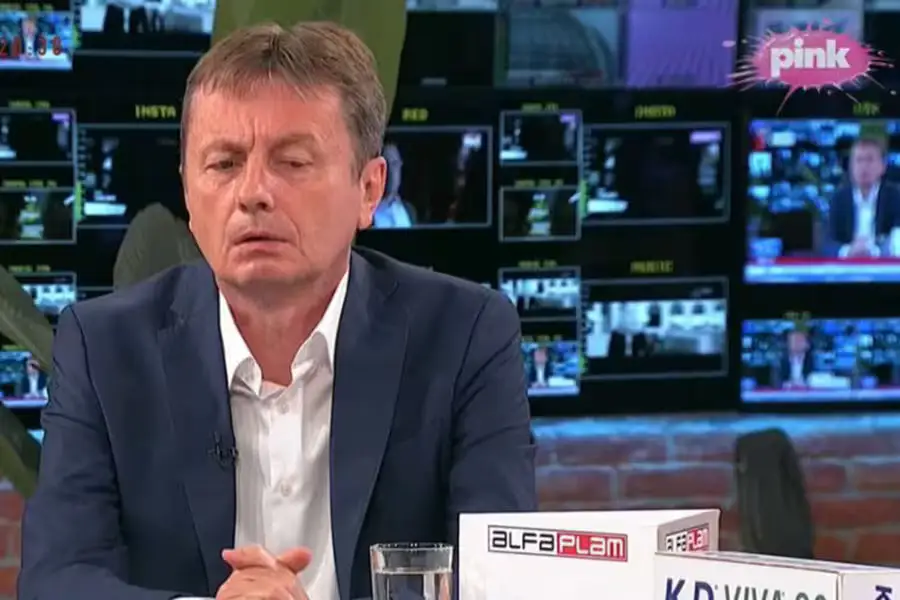 Serbiyada vazir jonli efir vaqti insultga uchradi (video) 