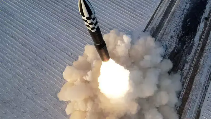 KXDR Xitoy chegarasida maxfiy raketa bazasi qurgani aytilmoqda