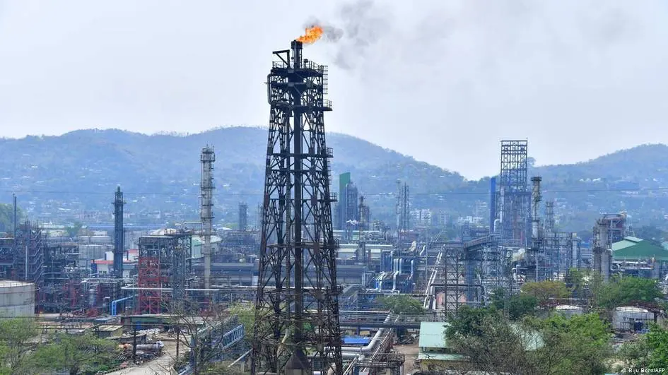 Ҳиндистон Россиядан нефть сотиб олишни қисқартирди