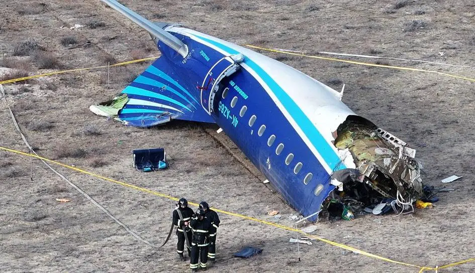 Rossiya AZAL samolyoti halokati bo‘yicha tergovni to‘xtatdi
