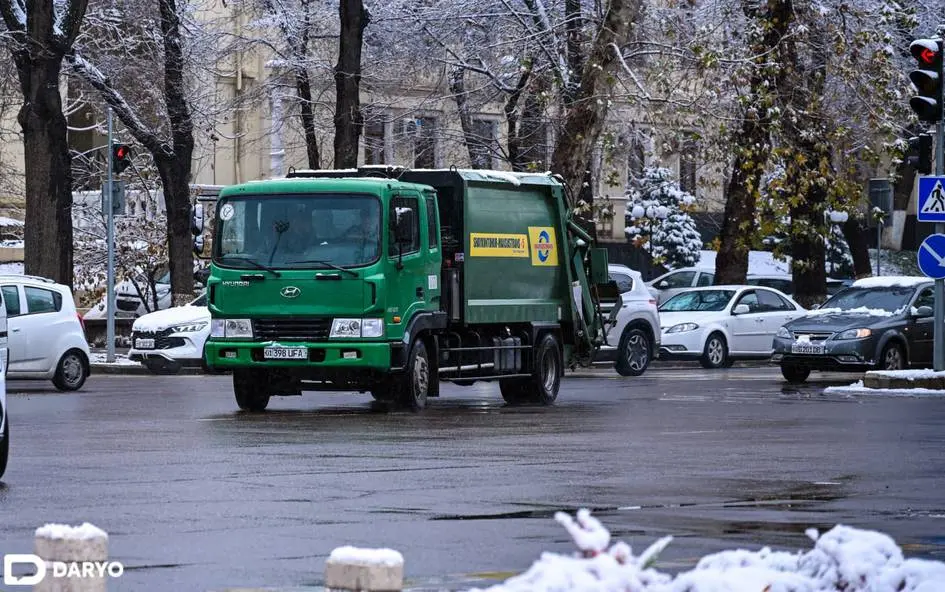Узбекистанцам начисляли необоснованные долги за вывоз мусора — Комитет по конкуренции