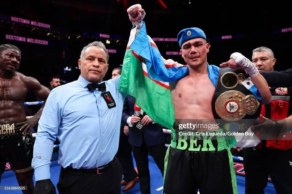 Bektemir Meliqo‘ziyev AQSHdagi boks oqshomida ganalik Sena Agbeko ustidan g‘alaba qozondi (video)
