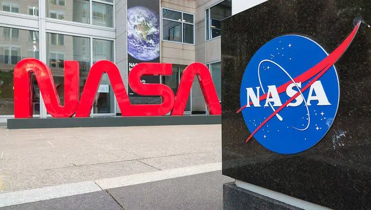 NASA наградило двух ученых из Узбекистана за вклад в изменение орбиты астероида