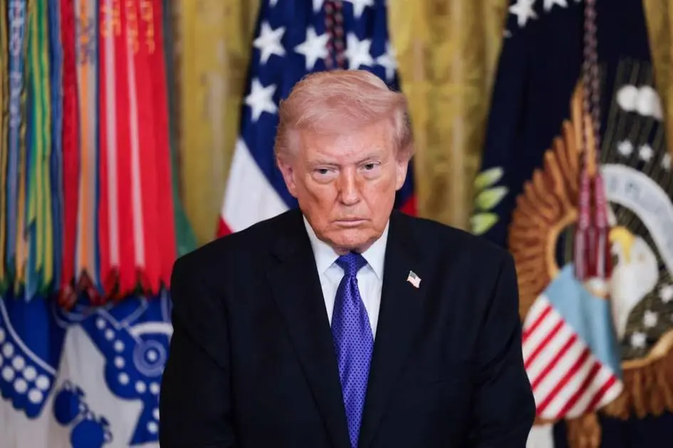 Трамп маслаҳатчилари Эронга зарбаларни тезроқ тўхтатиб, ғалаба эълон қилишга чақирди