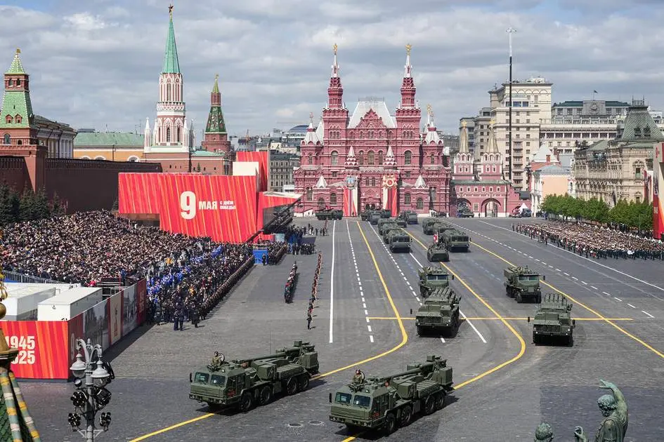 Moskvadagi 9-may paradi harbiy texnikalarsiz oʻtadi — manbalar
