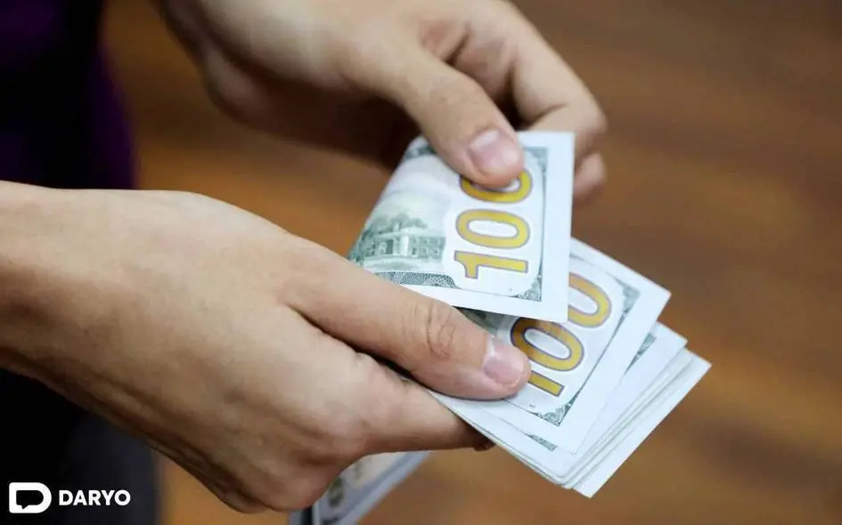 O‘zbekistonda dollar kursi yana 12 ming so‘mdan tushdi