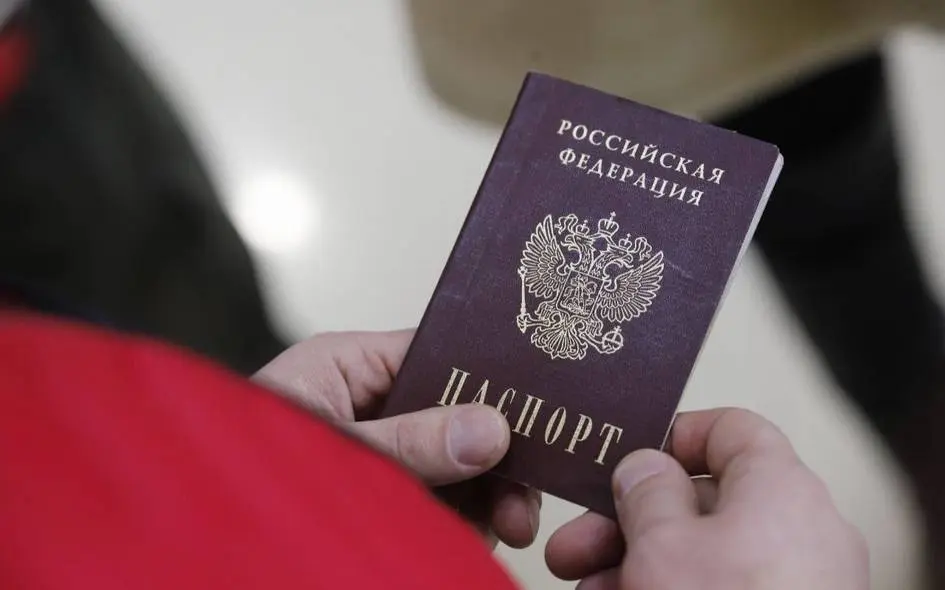 Rossiya markaziy osiyolik sakkiz kishining fuqaroligini bekor qildi