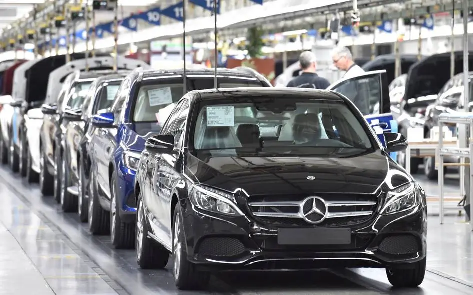 Mercedes-Benz Germaniyadagi zavodlaridan birini yopishi mumkin