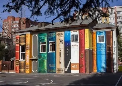 Фотогалерея: Дунёнинг китоблар билан безатилган ҳайратланарли иншоотлари