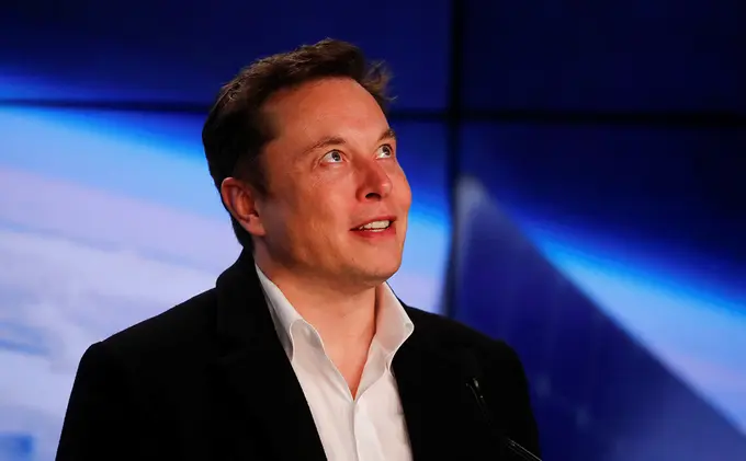 Ilon Mask Starlink global internet sun‘iy yo‘ldoshi orqali birinchi tvitni yozdi