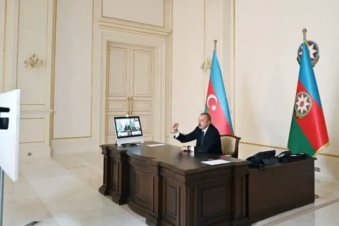Жаҳон ҳафта ичида. Тоғли Қорабоғ можароси давом этади, Қирғизистон президентининг истеъфоси, Тожикистонда силлиқ ўтган президент сайлови