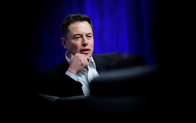 Tesla investori “tartibsiz” tvitlari sababli Ilon Maskni sudga berdi