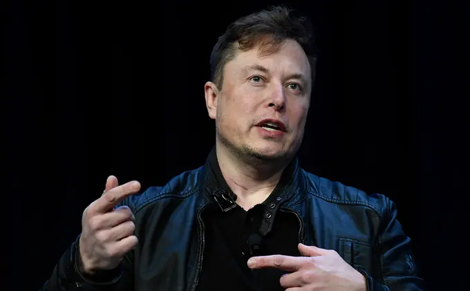 SpaceX rahbari Ilon Mask Rossiyaga to‘liq ko‘p martalik raketa yaratishni maslahat berdi