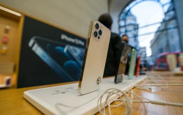 Apple sog‘liq uchun xavfli gadjetlar nomini ma’lum qildi