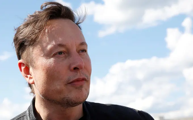 Bloomberg: Ilon Mask Tesla brendi ostida restoranlar ochishga qaror qildi