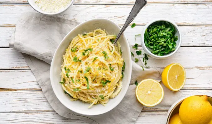 Qaymoq va limon qo‘shib mazali pasta tayyorlaymiz