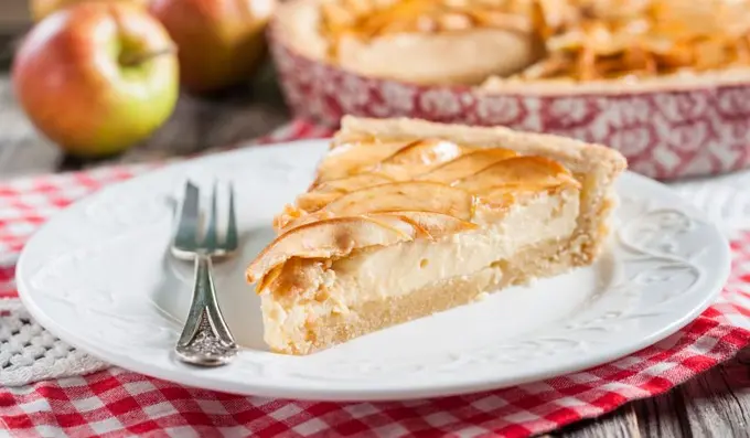 Tvorog va olma qo‘shib pishiriladigan yumshoq xamirli pirog